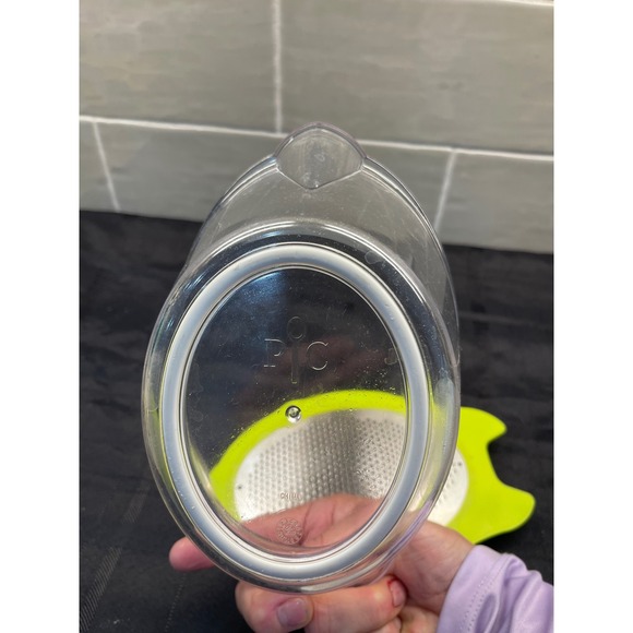 Pampered Chef Citrus Press Juicer‎ & Zester Grater Kitchen Gadget Set - Picture 3 of 3